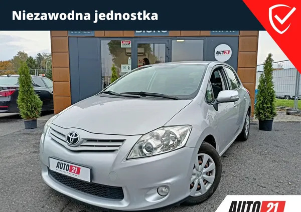 toyota Toyota Auris cena 35900 przebieg: 101403, rok produkcji 2013 z Pilzno